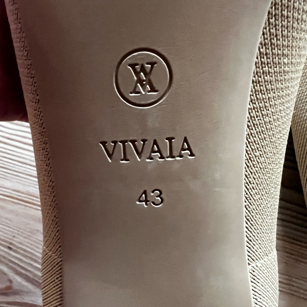 Vivaia “Stella” Pointed Toe Kitten Heels – Nude Beige – Size 43 (US 11.5) - Picture 4 of 7